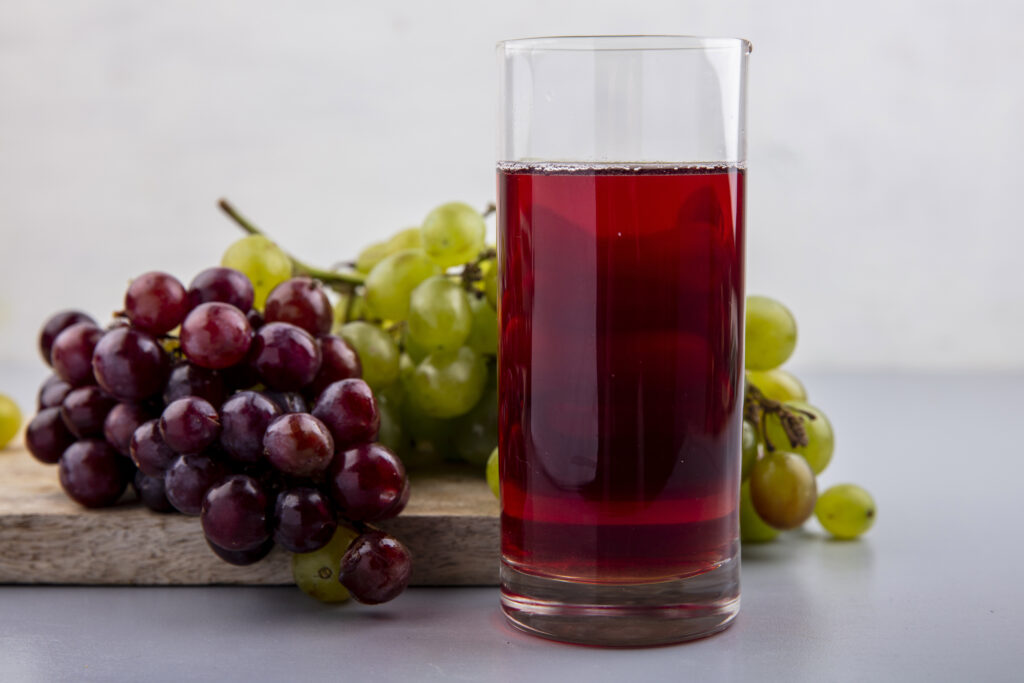 Benefits of Drinking Grape Juice Everyday