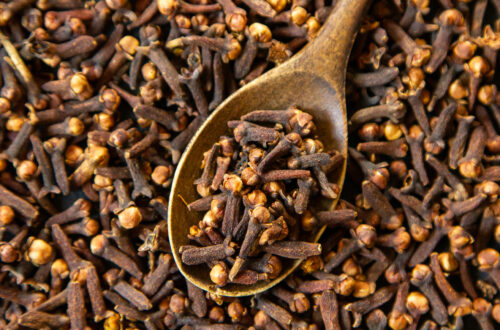 Benefits of Cloves for Hair